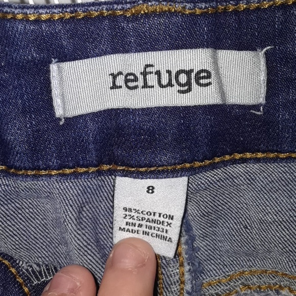 Jeans - Picture 3 of 4
